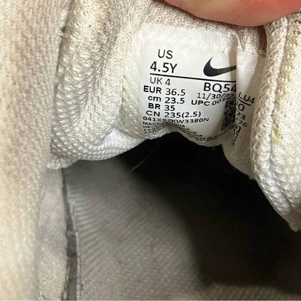 Nike‎ court borough all white low top sneakers size 4.5Y